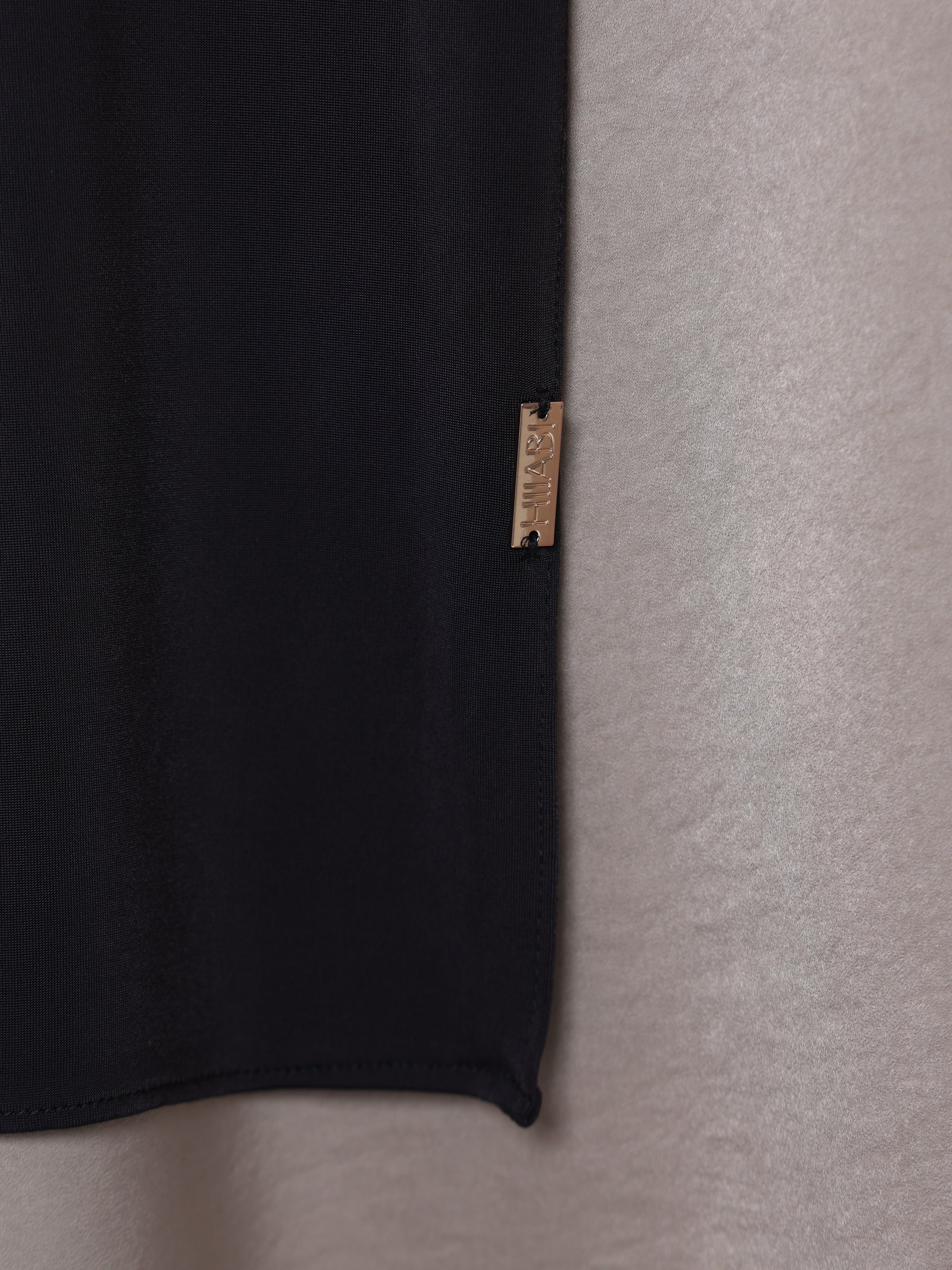 LIQUID JERSEY HIJAB - Velvet Black