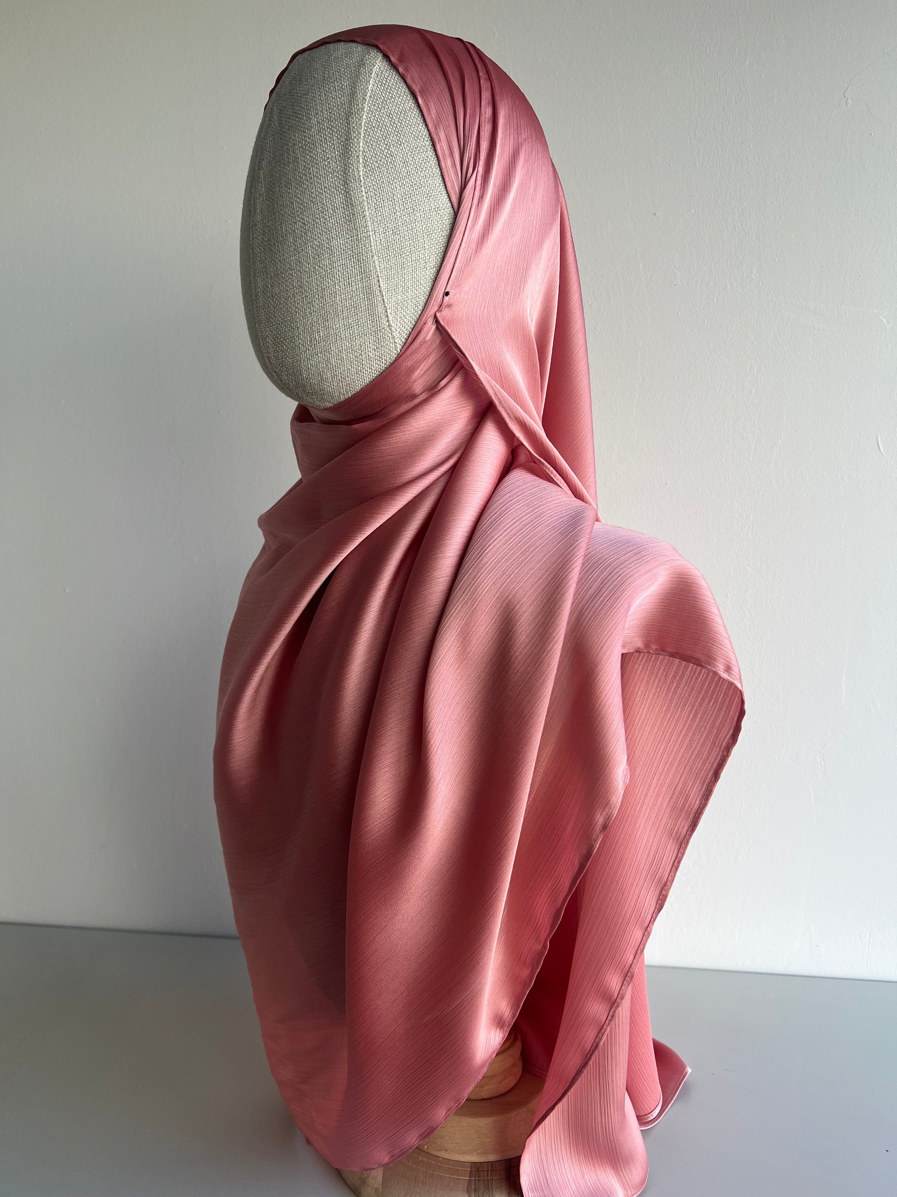 Crinkle Satin Hijab - Rosewood
