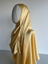 Crinkle Satin Hijab - Butter Yellow