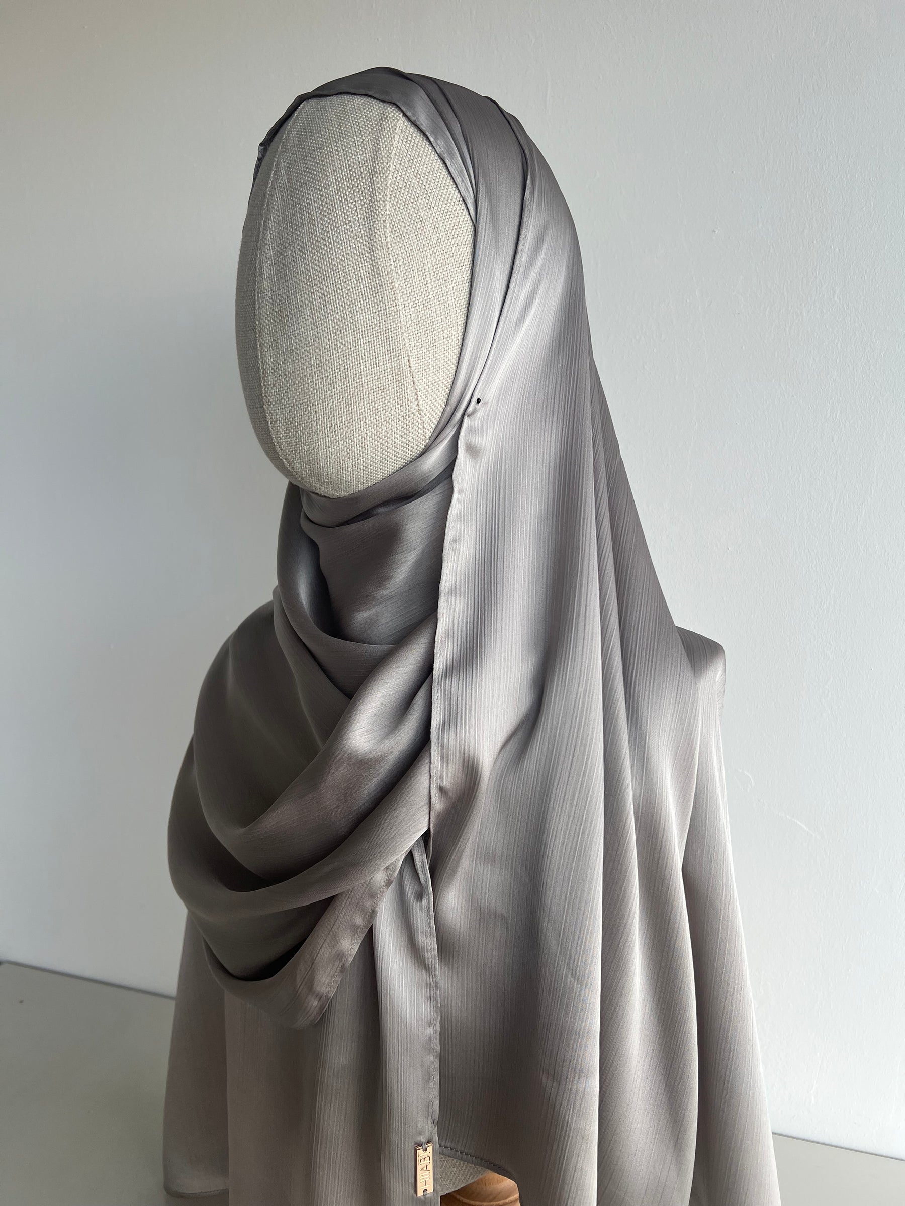 Crinkle Satin Hijab – Pearl Grey