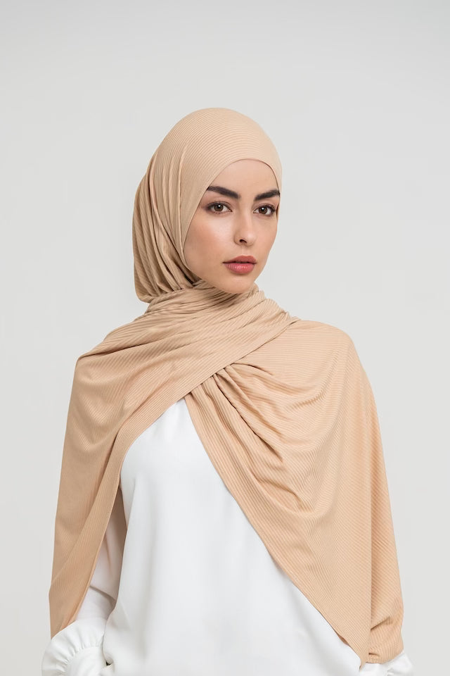 gerippter-jersey-hijab-beige